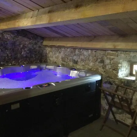 La Ferme De Beauregard Spa -Lanarce 07660 - Jacuzzi Et Sauna Exterior photo