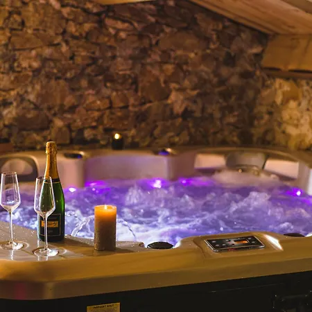 La Ferme De Beauregard Spa -Lanarce 07660 - Jacuzzi Et Sauna Exterior photo